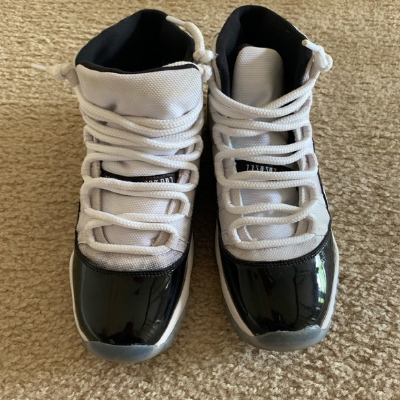 jordan 11 concord size 7y